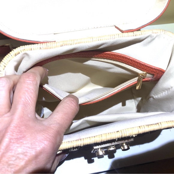 NWOT Tropical Orange & Straw Convertible Crossbody Bag - Picture 10 of 15